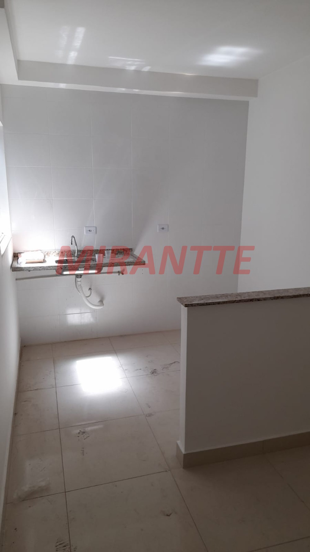Apartamento de 36m² com 1 quarto em Parada Inglesa