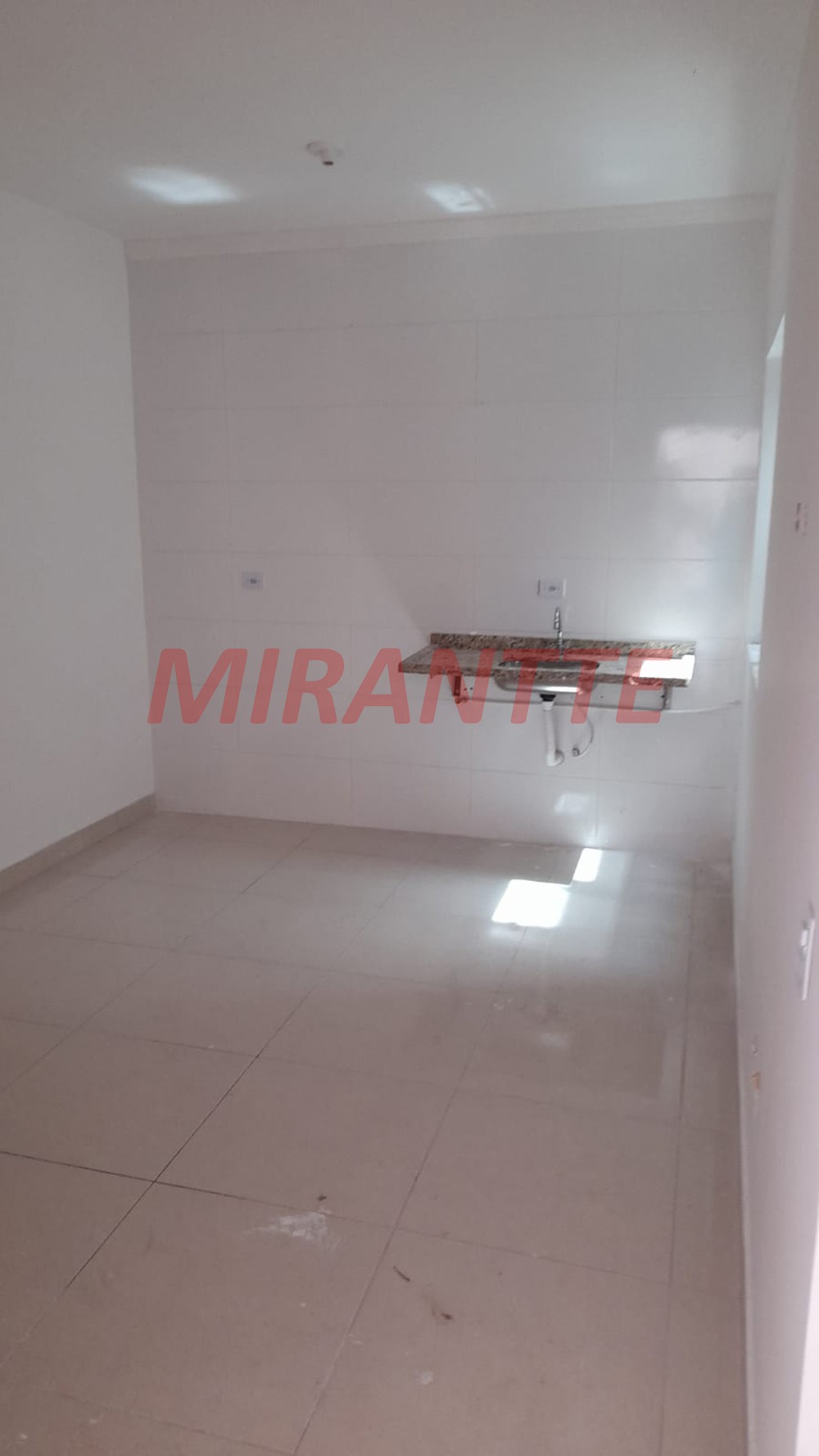 Apartamento de 36m² com 1 quarto em Parada Inglesa