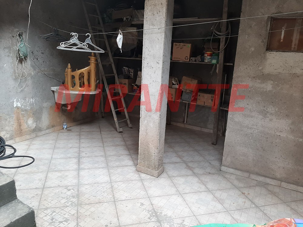 Sobrado de 127m² com 4 quartos em Jardim Peri
