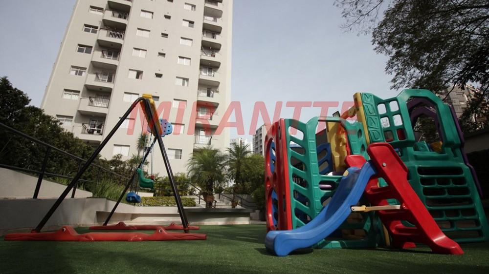 Apartamento de 230m² com 4 quartos em Morumbi