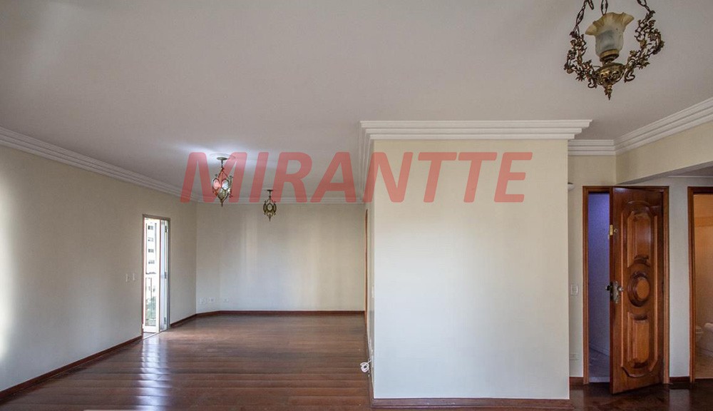 Apartamento de 230m² com 4 quartos em Morumbi