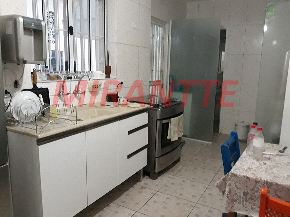 Sobrado de 135m² com 3 quartos em Santana