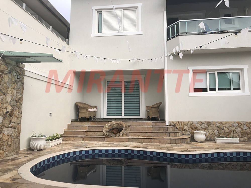 Sobrado de 343m² com 4 quartos em Jardim França