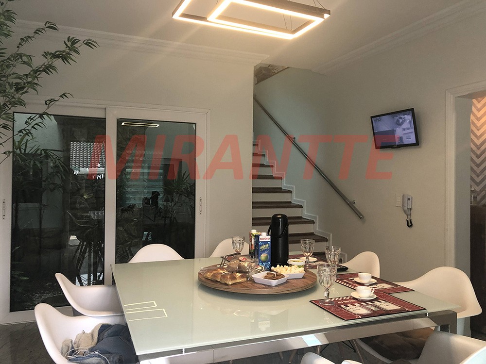 Sobrado de 343m² com 4 quartos em Jardim França