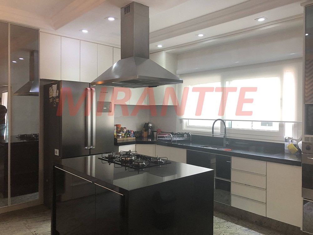 Sobrado de 343m² com 4 quartos em Jardim França