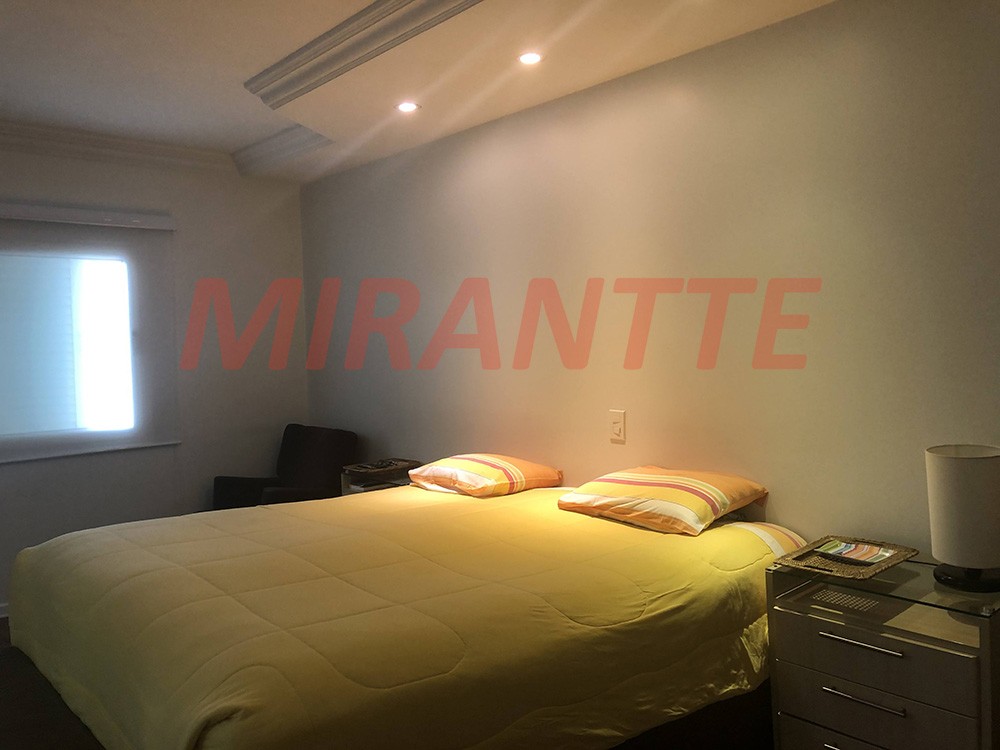 Sobrado de 343m² com 4 quartos em Jardim França