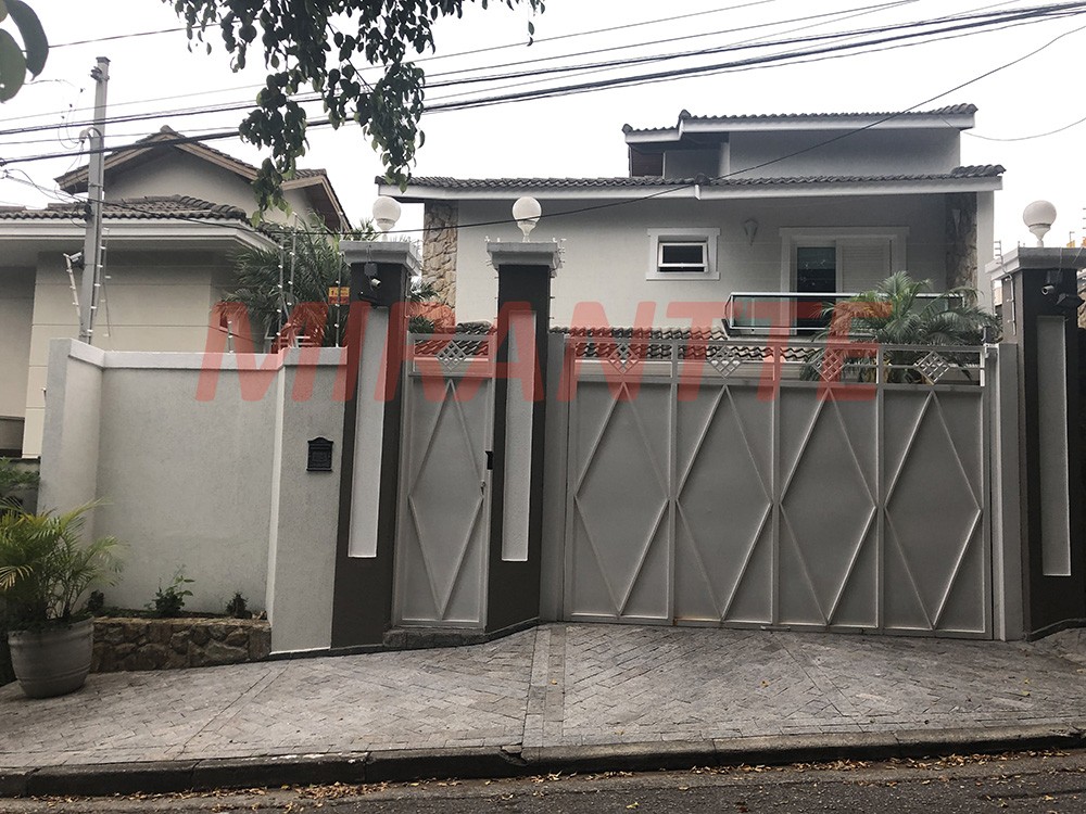 Sobrado de 343m² com 4 quartos em Jardim França