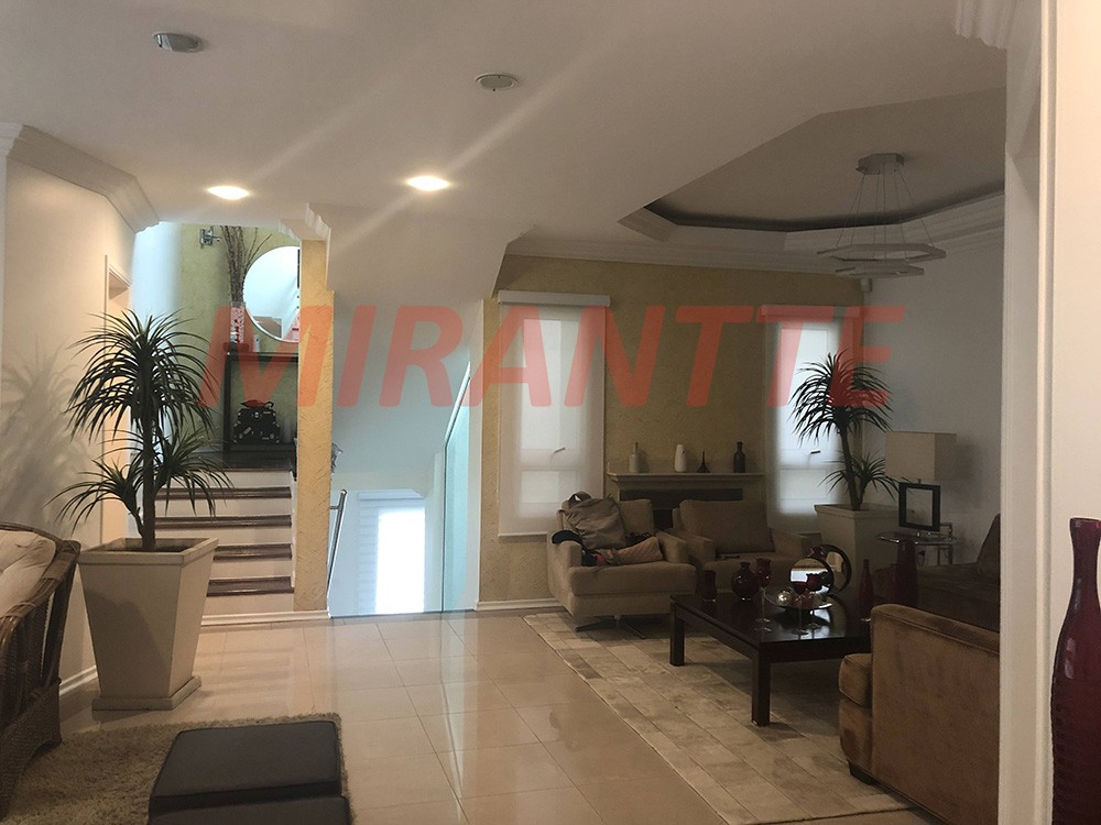 Sobrado de 343m² com 4 quartos em Jardim França