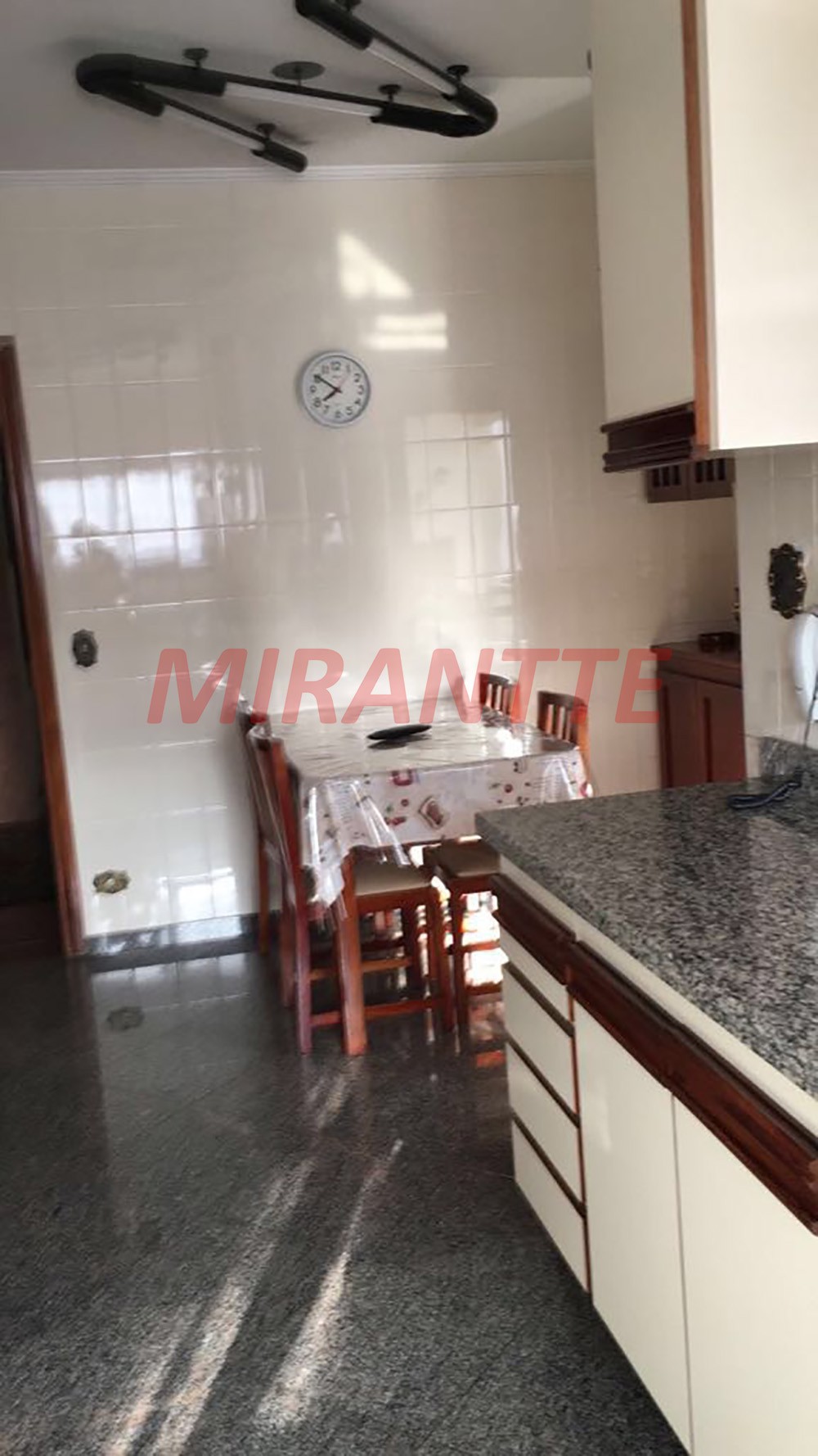 Apartamento de 208m² com 4 quartos em Perdizes