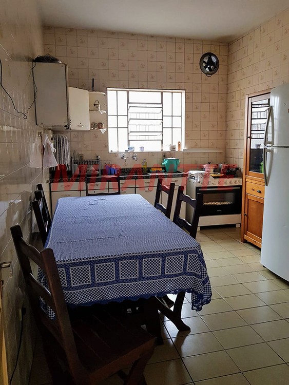 Casa terrea de 140m² com 2 quartos em Jardim Maristela