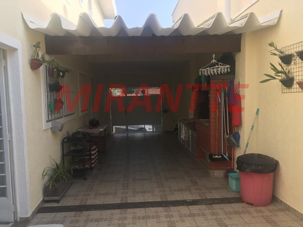 Sobrado de 175m² com 4 quartos em Parada Inglesa