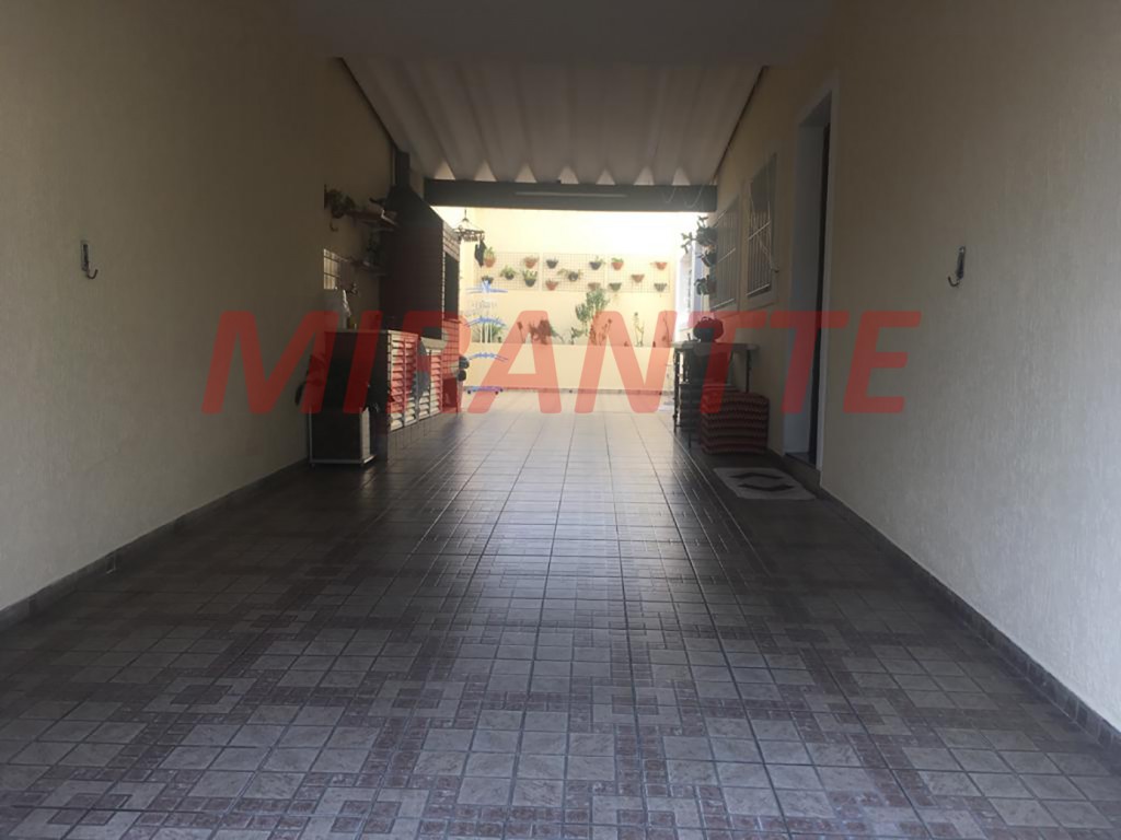 Sobrado de 175m² com 4 quartos em Parada Inglesa