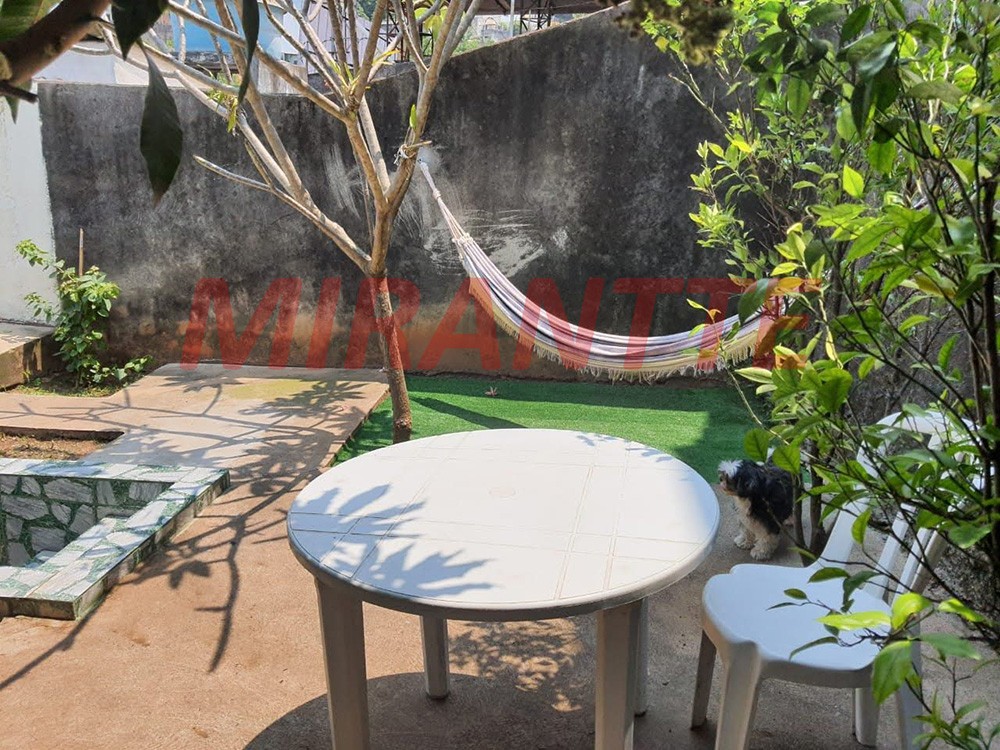 Sobrado de 306m² com 4 quartos em Casa Verde