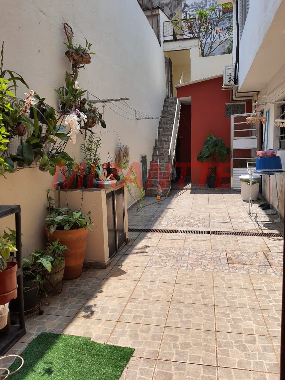 Sobrado de 306m² com 4 quartos em Casa Verde