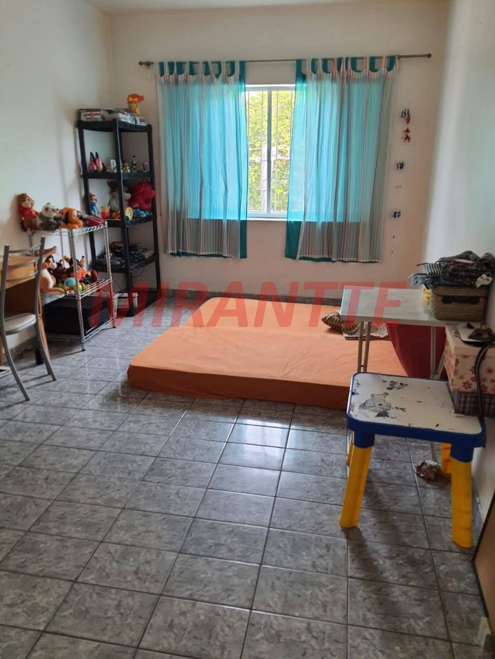 Sobrado de 306m² com 4 quartos em Casa Verde