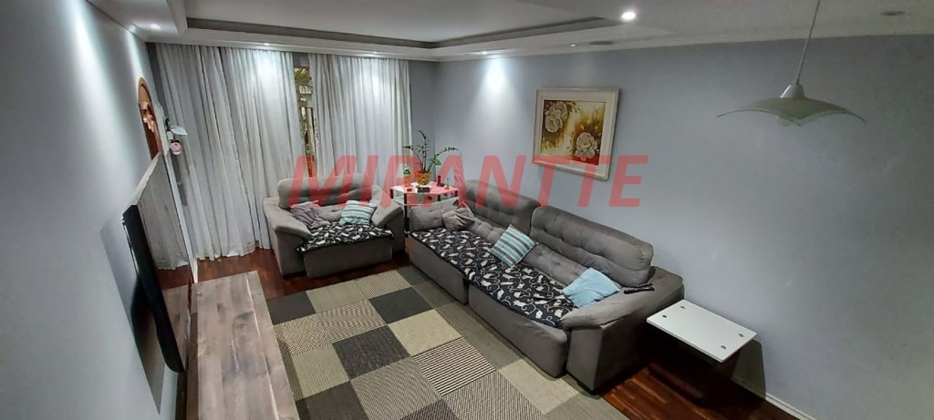 Sobrado de 158m² com 3 quartos em Vila Mazzei