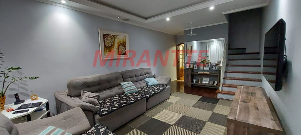 Sobrado de 158m² com 3 quartos em Vila Mazzei