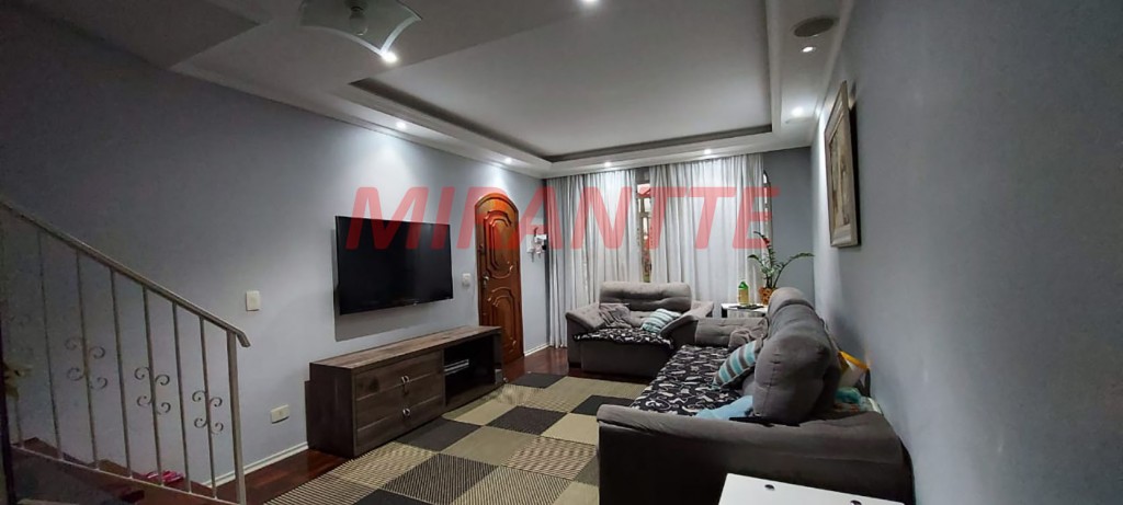 Sobrado de 158m² com 3 quartos em Vila Mazzei