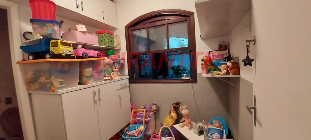 Sobrado de 158m² com 3 quartos em Vila Mazzei