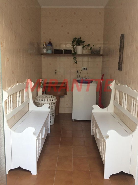 Sobrado de 158m² com 3 quartos em Vila Mazzei