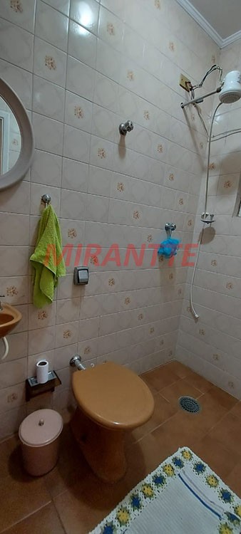 Sobrado de 158m² com 3 quartos em Vila Mazzei
