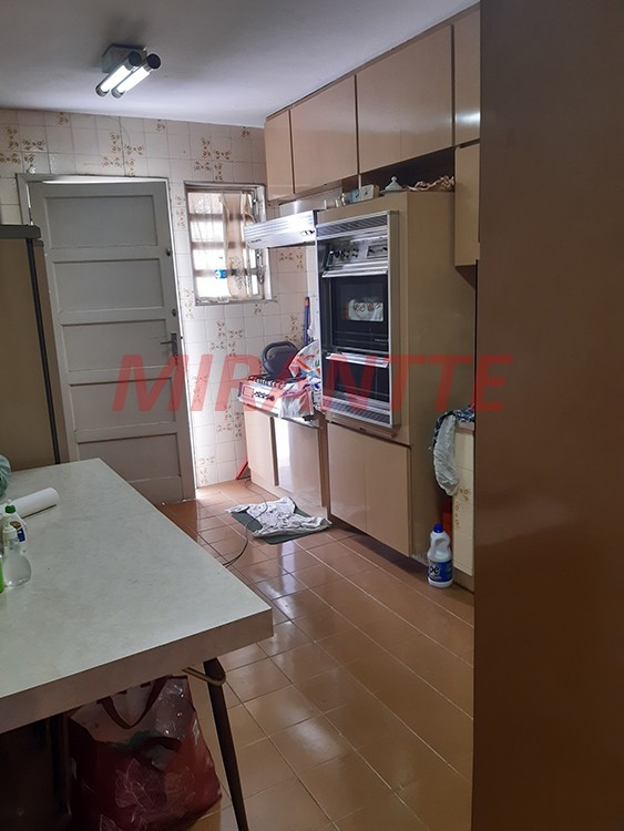 Sobrado de 250m² com 3 quartos em Vila Gustavo