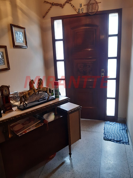 Sobrado de 250m² com 3 quartos em Vila Gustavo