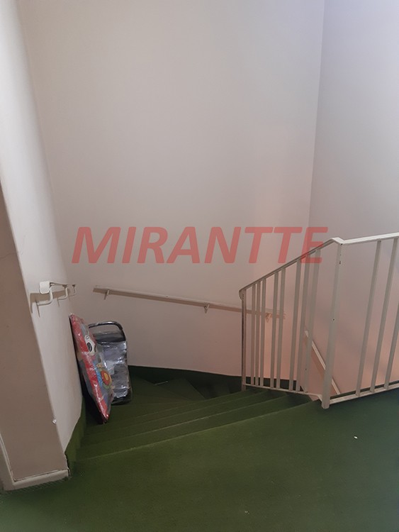Sobrado de 250m² com 3 quartos em Vila Gustavo
