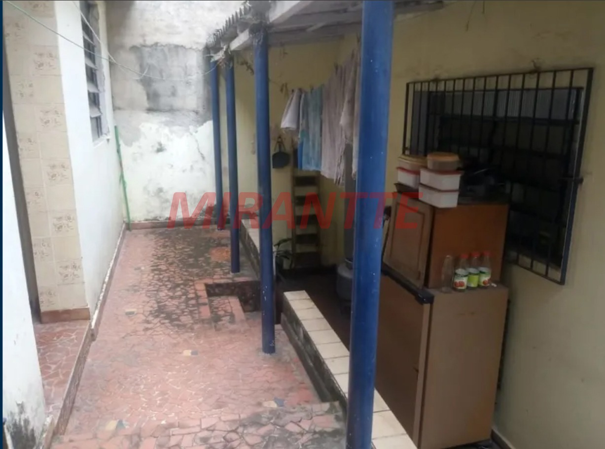 Sobrado de 134m² com 3 quartos em Água Fria