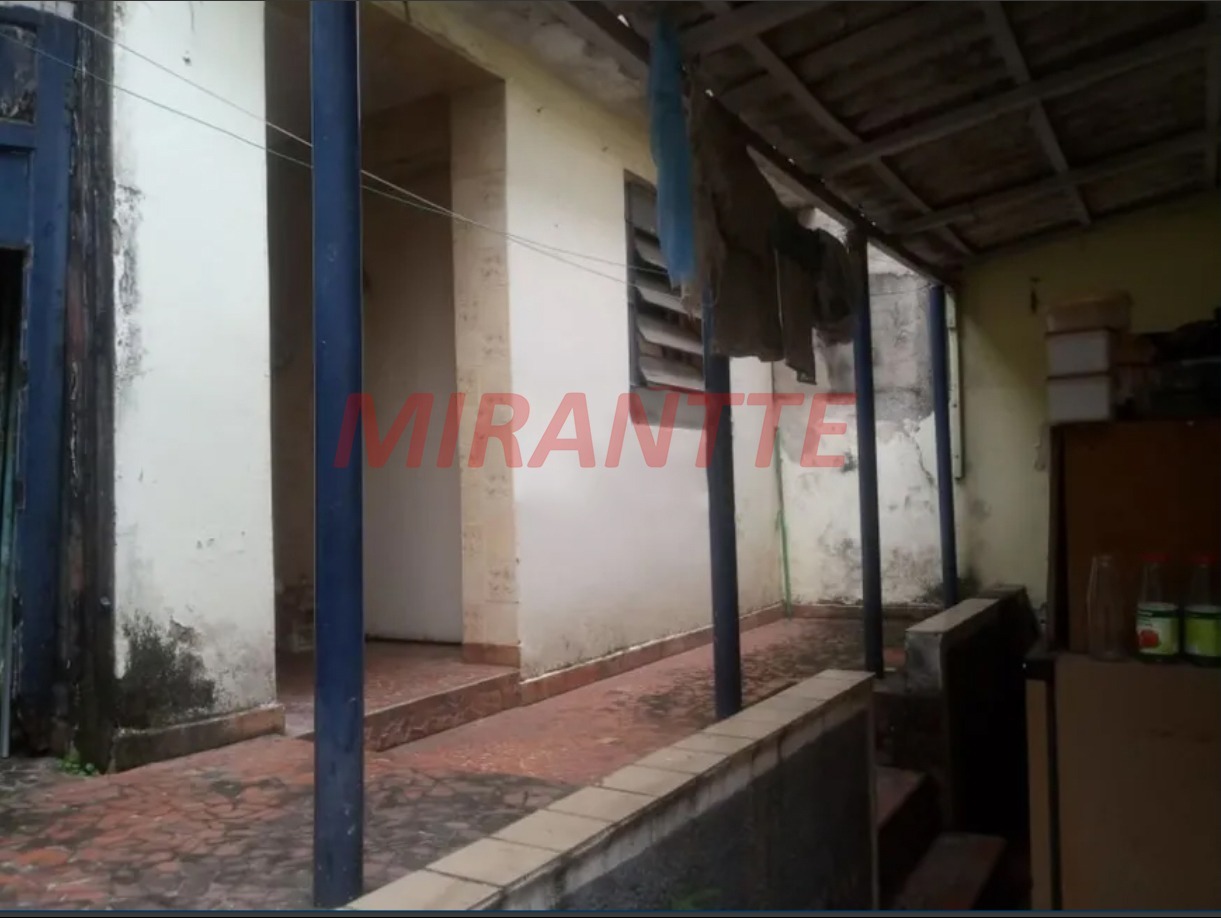 Sobrado de 134m² com 3 quartos em Água Fria