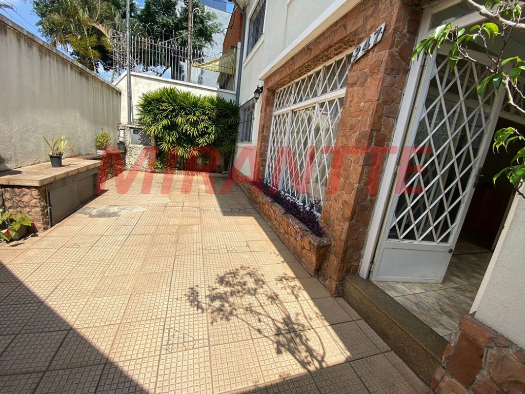 Sobrado de 220m² com 4 quartos em Barra Funda