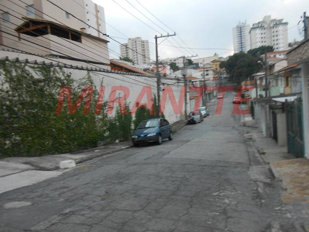 Sobrado de 153m² com 3 quartos em Água Fria