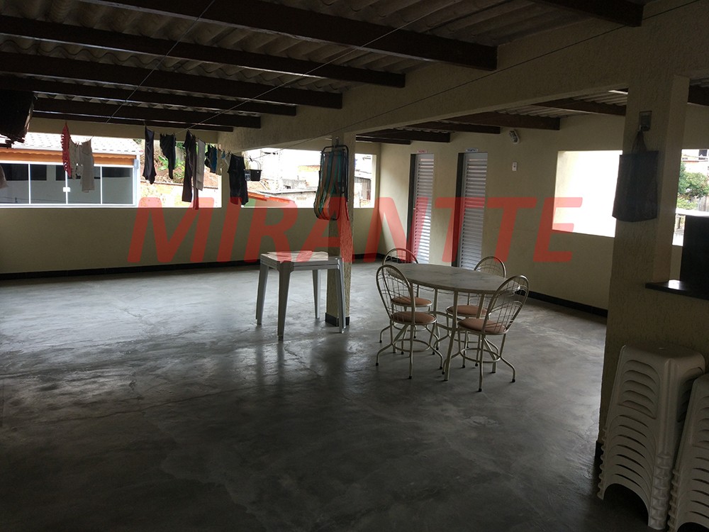 Casa terrea de 68m² com 4 quartos em Jardim Palmares