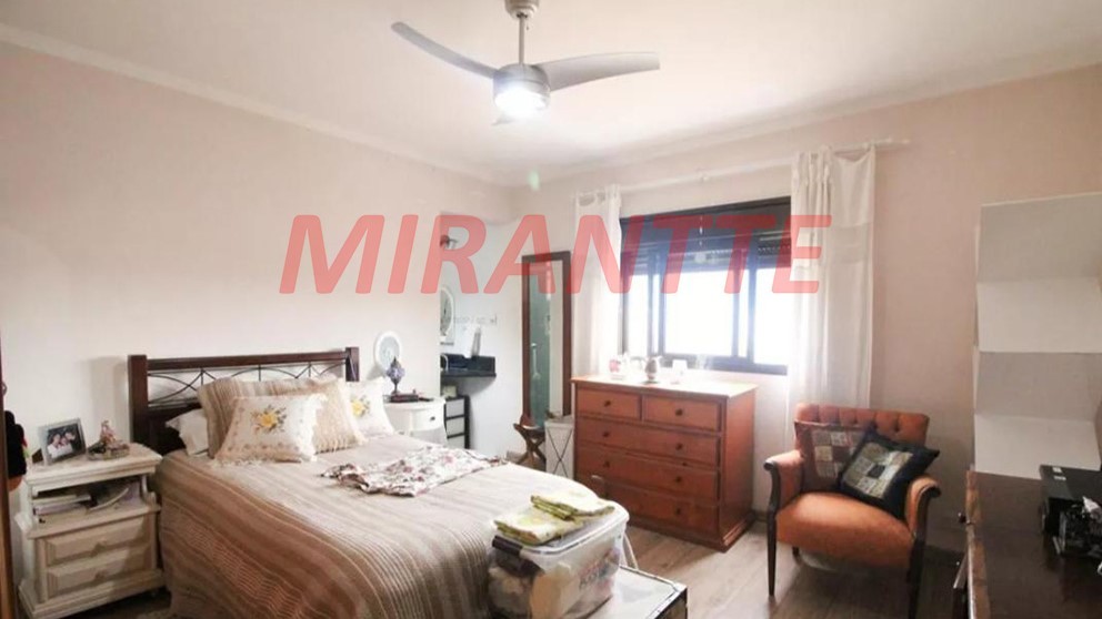 Sobrado de 145m² com 3 quartos em Vila Gustavo