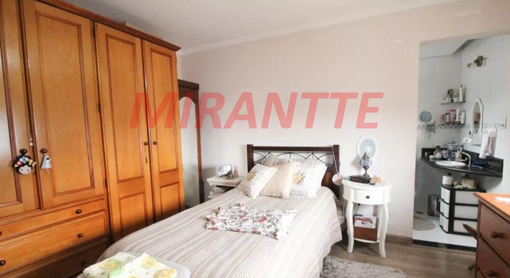 Sobrado de 145m² com 3 quartos em Vila Gustavo
