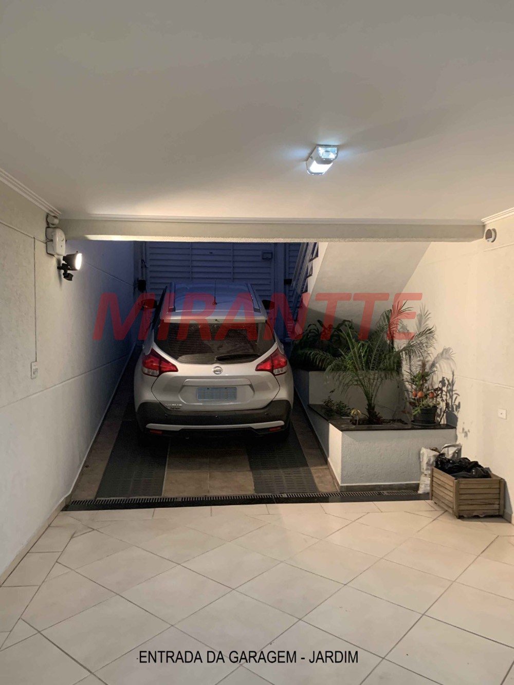 Sobrado de 180m² com 3 quartos em Parada Inglesa
