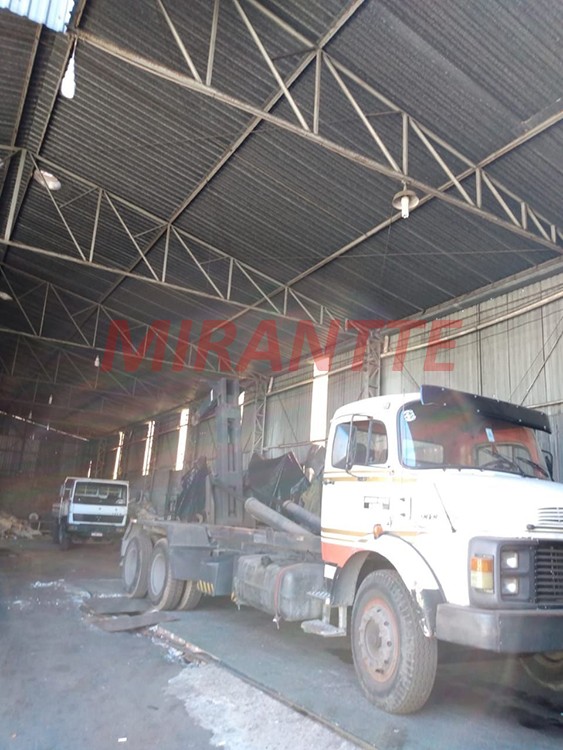 Galpao de 1000m² em Vila Medeiros