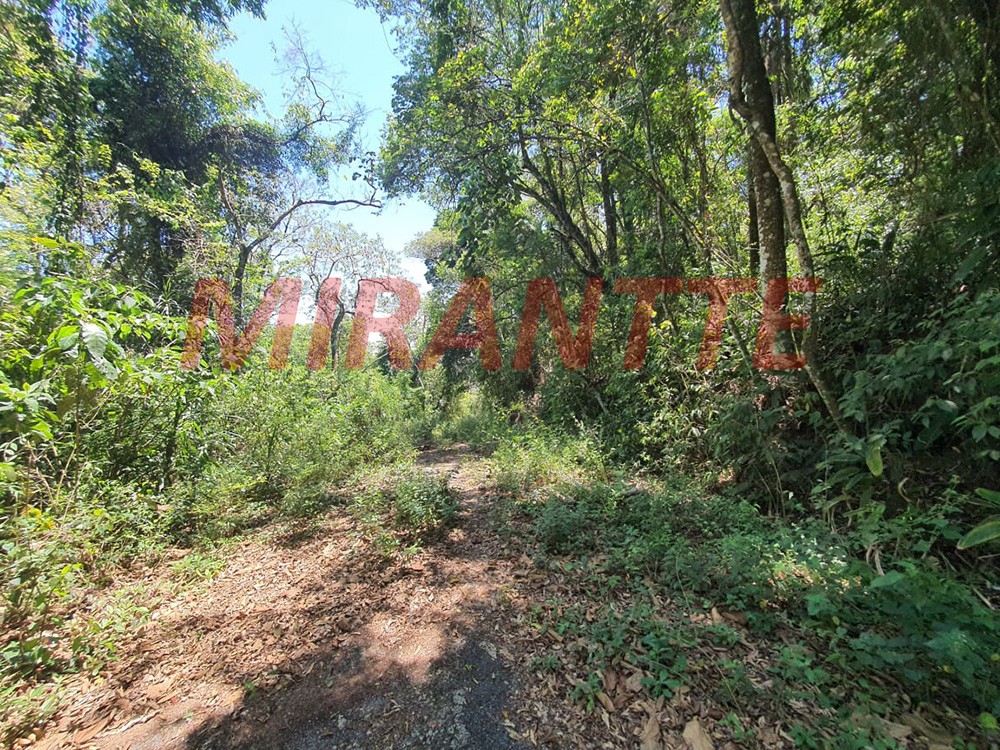 Terreno de 1327m² em Serra Da Cantareira