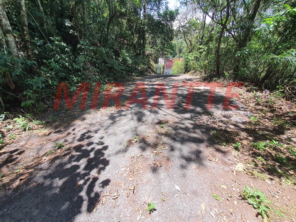 Terreno de 1327m² em Serra Da Cantareira