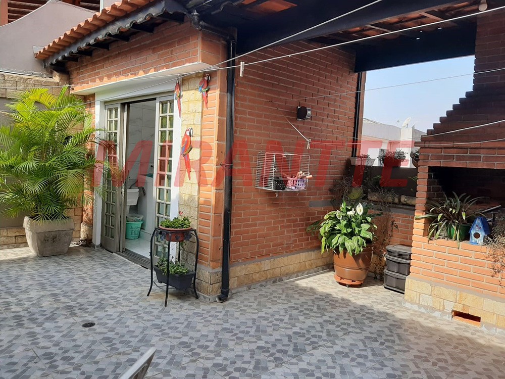 Sobrado de 275m² com 5 quartos em Parque Novo Mundo