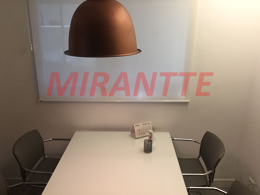 Comercial em Jardim Santa Mena