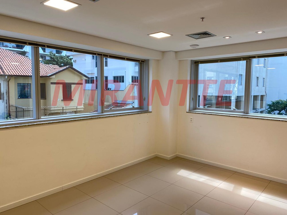 Comercial de 50m² em Santana