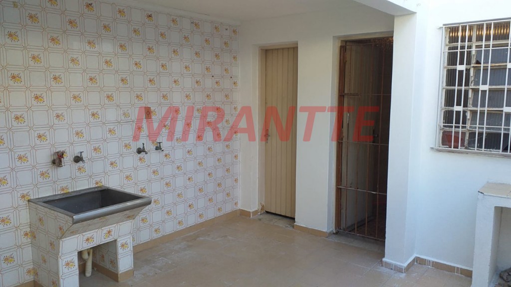 Sobrado de 110m² com 3 quartos em Santana