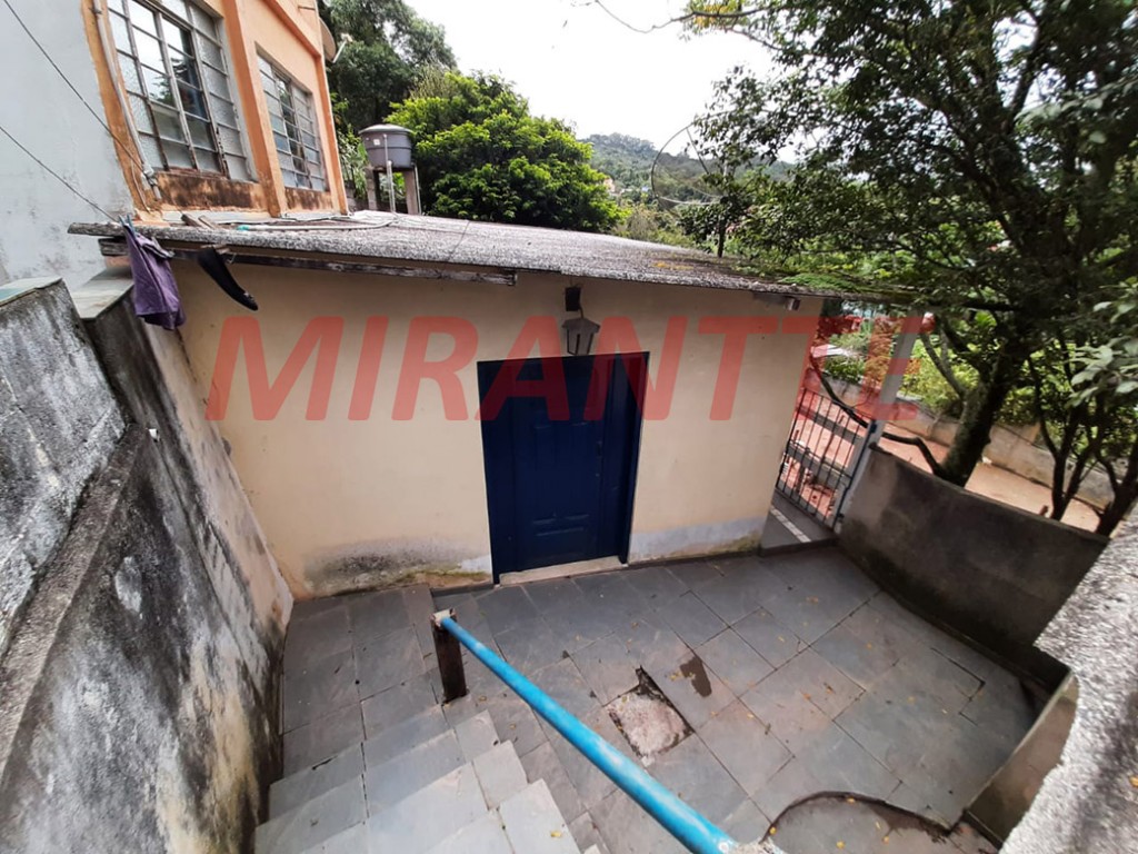 Chácara de 300m² com 3 quartos em Serra Da Cantareira