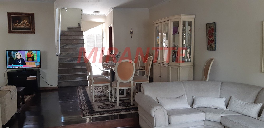 Sobrado de 155m² com 3 quartos em Santana