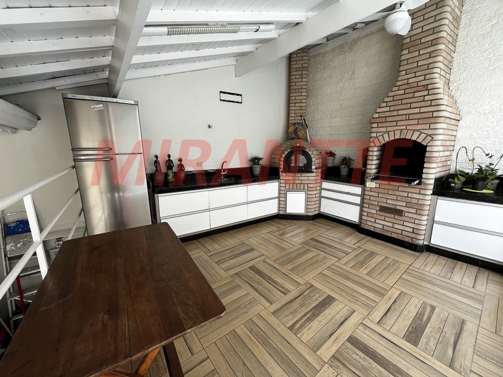 Sobrado de 400m² com 4 quartos em Jardim Bibi