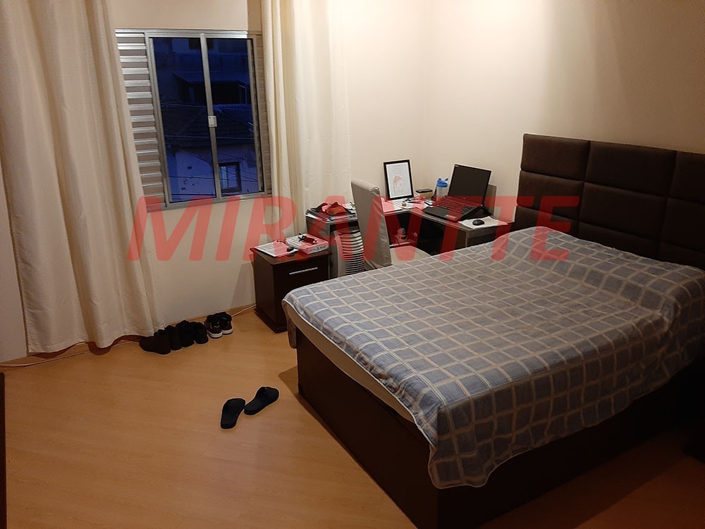 Sobrado de 370m² com 3 quartos em Jardim Peri