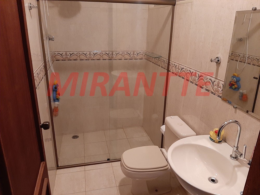 Sobrado de 370m² com 3 quartos em Jardim Peri