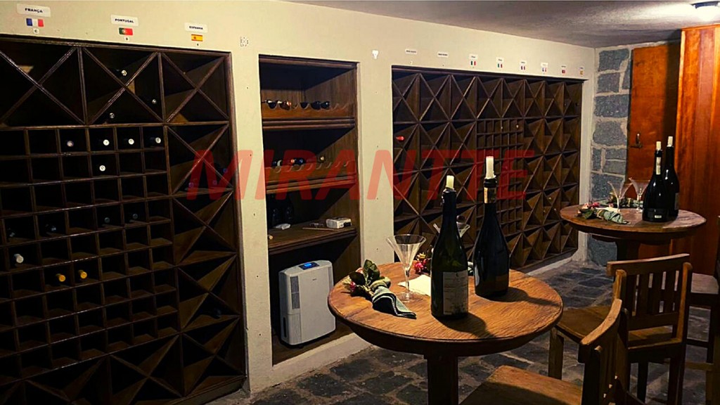 Casa terrea de 630m² com 6 quartos em Descansopolis