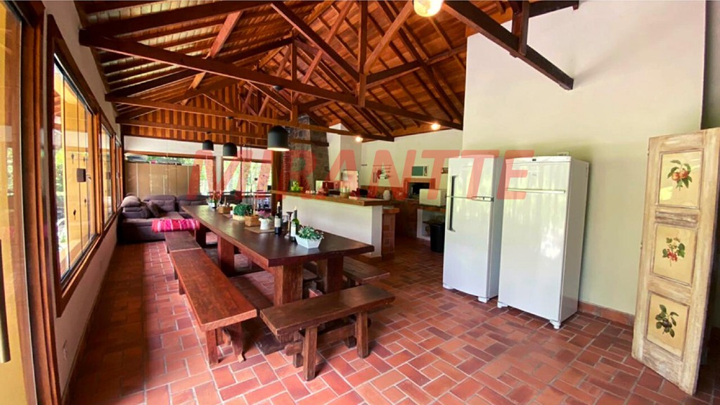 Casa terrea de 630m² com 6 quartos em Descansopolis